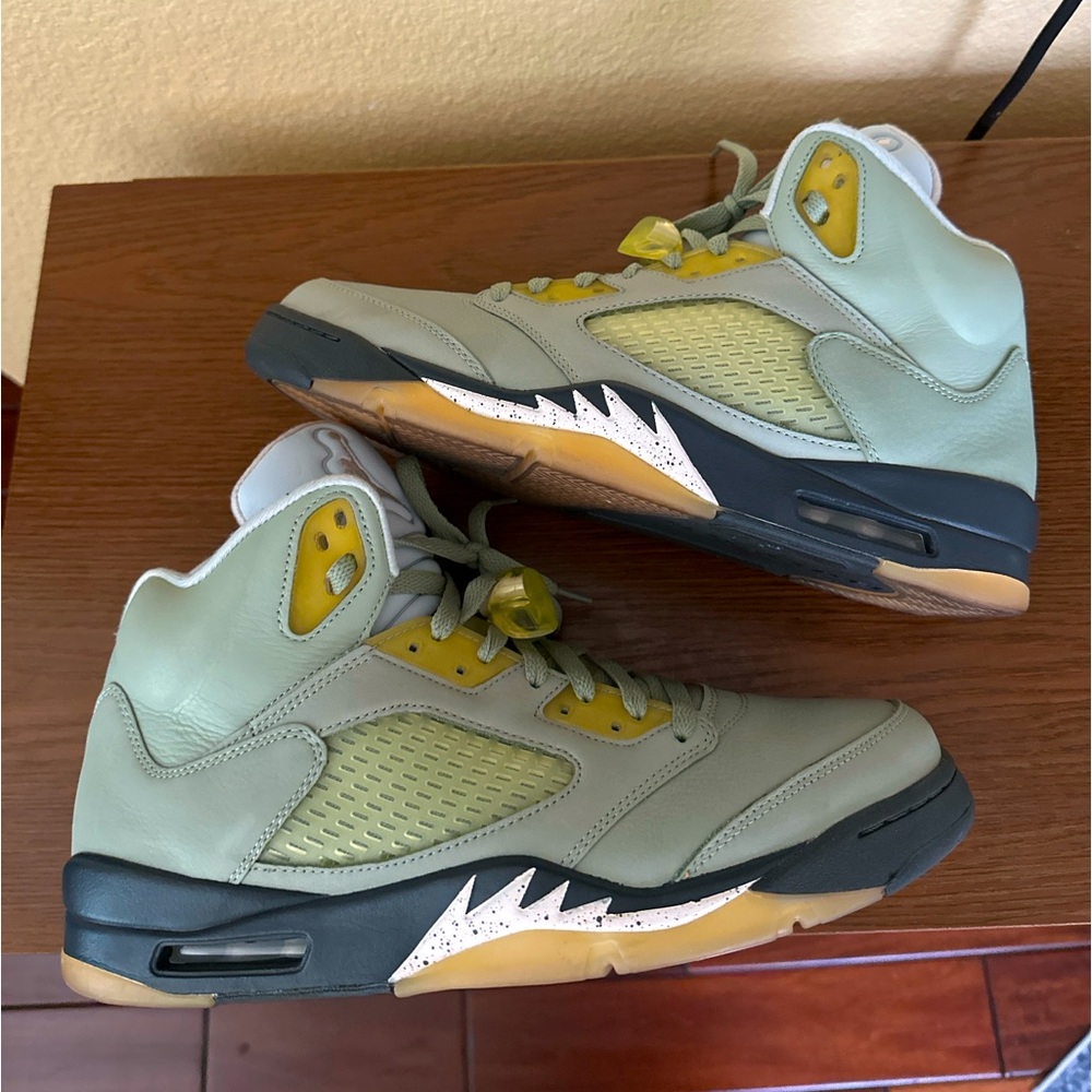 Air Jordan 5 Retro “Jade Green”